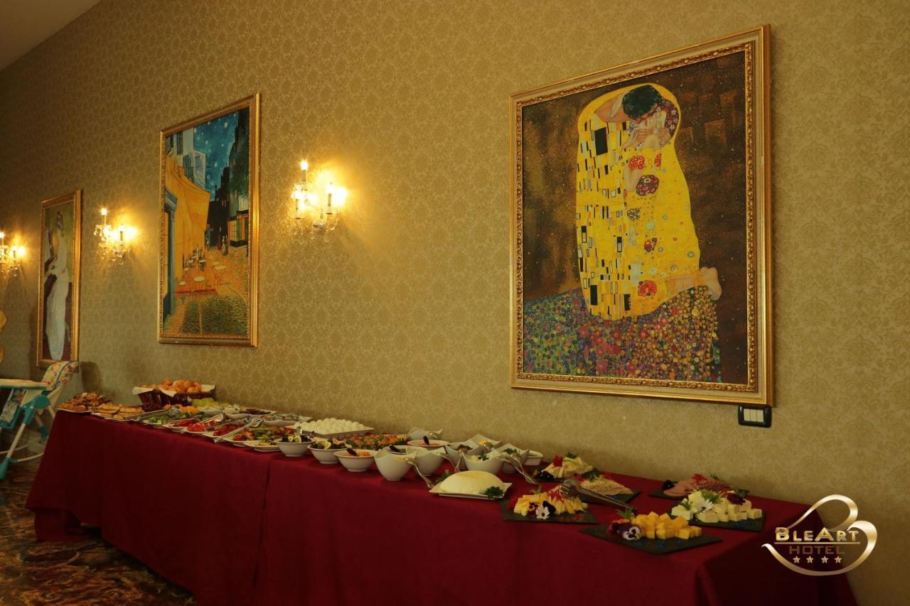 Hotel Bleart Shkallnur Bagian luar foto