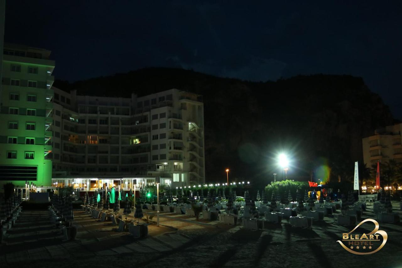 Hotel Bleart Shkallnur Bagian luar foto