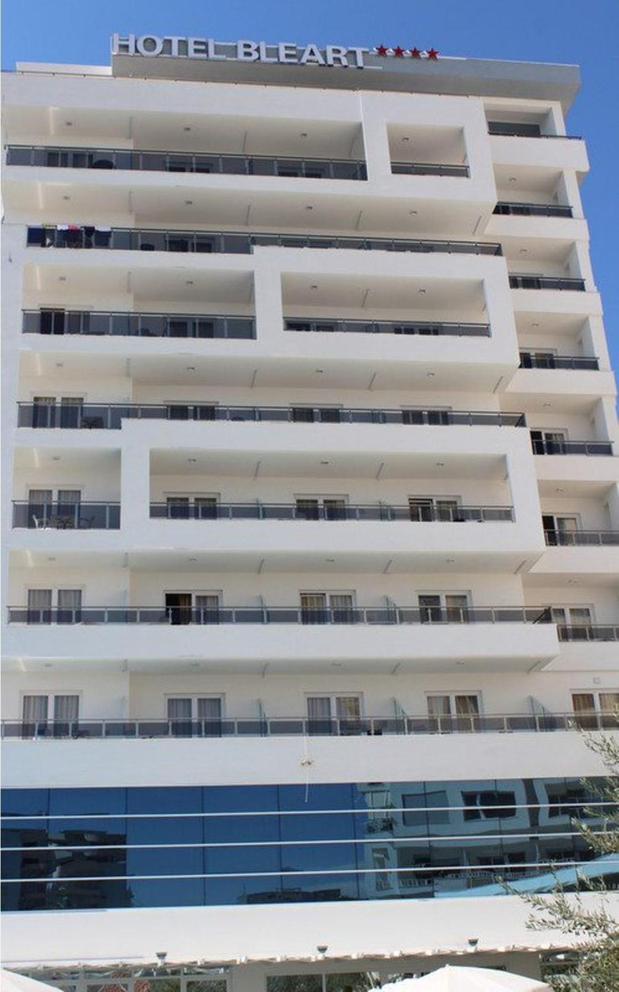 Hotel Bleart Shkallnur Bagian luar foto